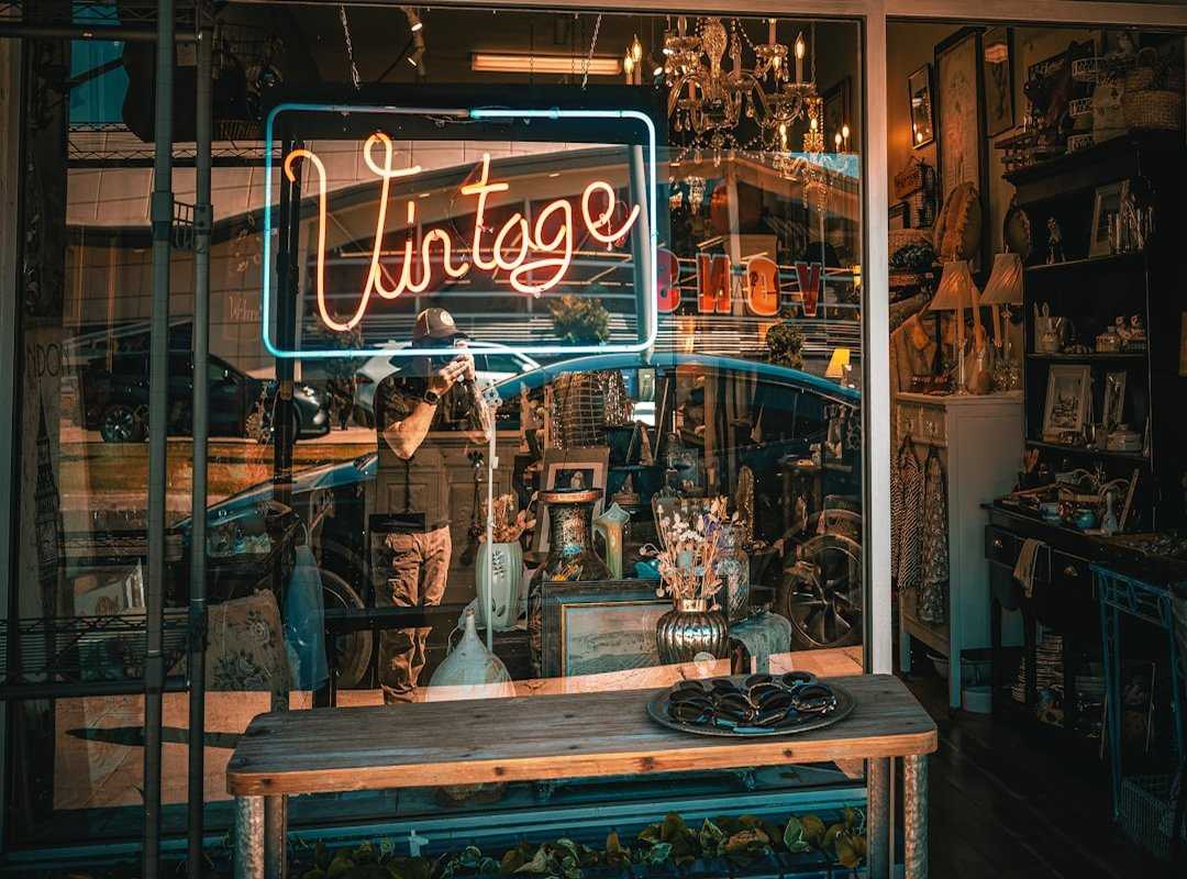 vintage modern decor